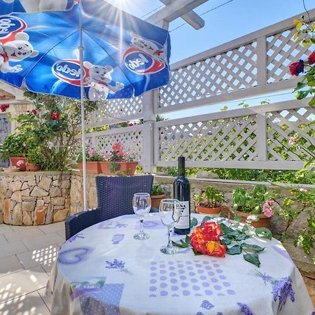 Apartment Neno - Terrace & Parking Вели-Лошинь Экстерьер фото