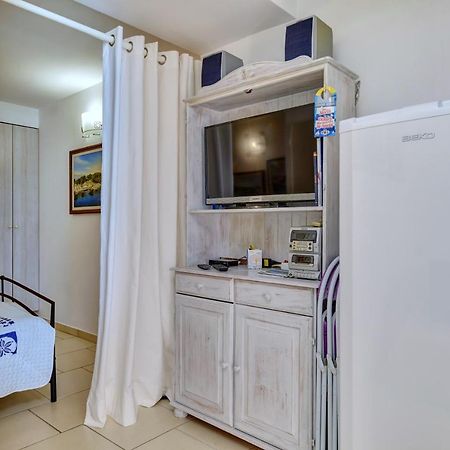 Apartment Neno - Terrace & Parking Вели-Лошинь Экстерьер фото