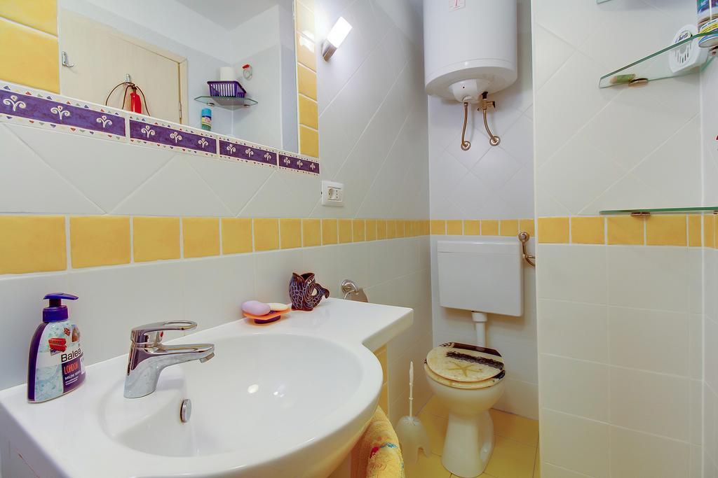 Apartment Neno - Terrace & Parking Вели-Лошинь Экстерьер фото