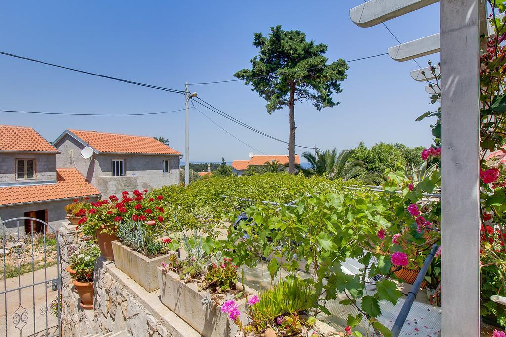 Apartment Neno - Terrace & Parking Вели-Лошинь Экстерьер фото